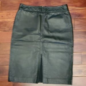 Black leather skirt 100% leather
